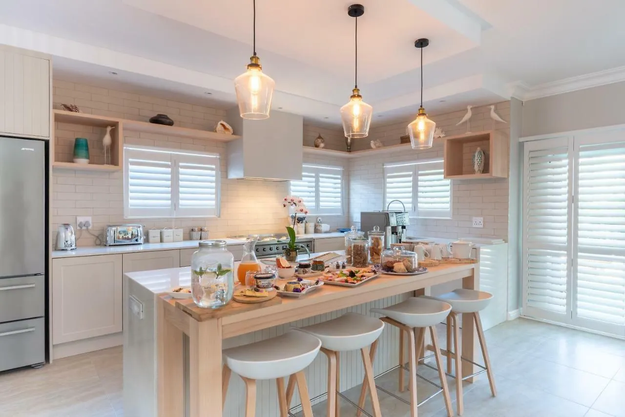 **** Guest house Bentley'S Guesthouse Bloubergstrand South Africa
